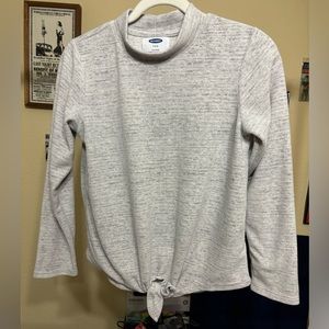 Cute Old Navy pullover gray sweater